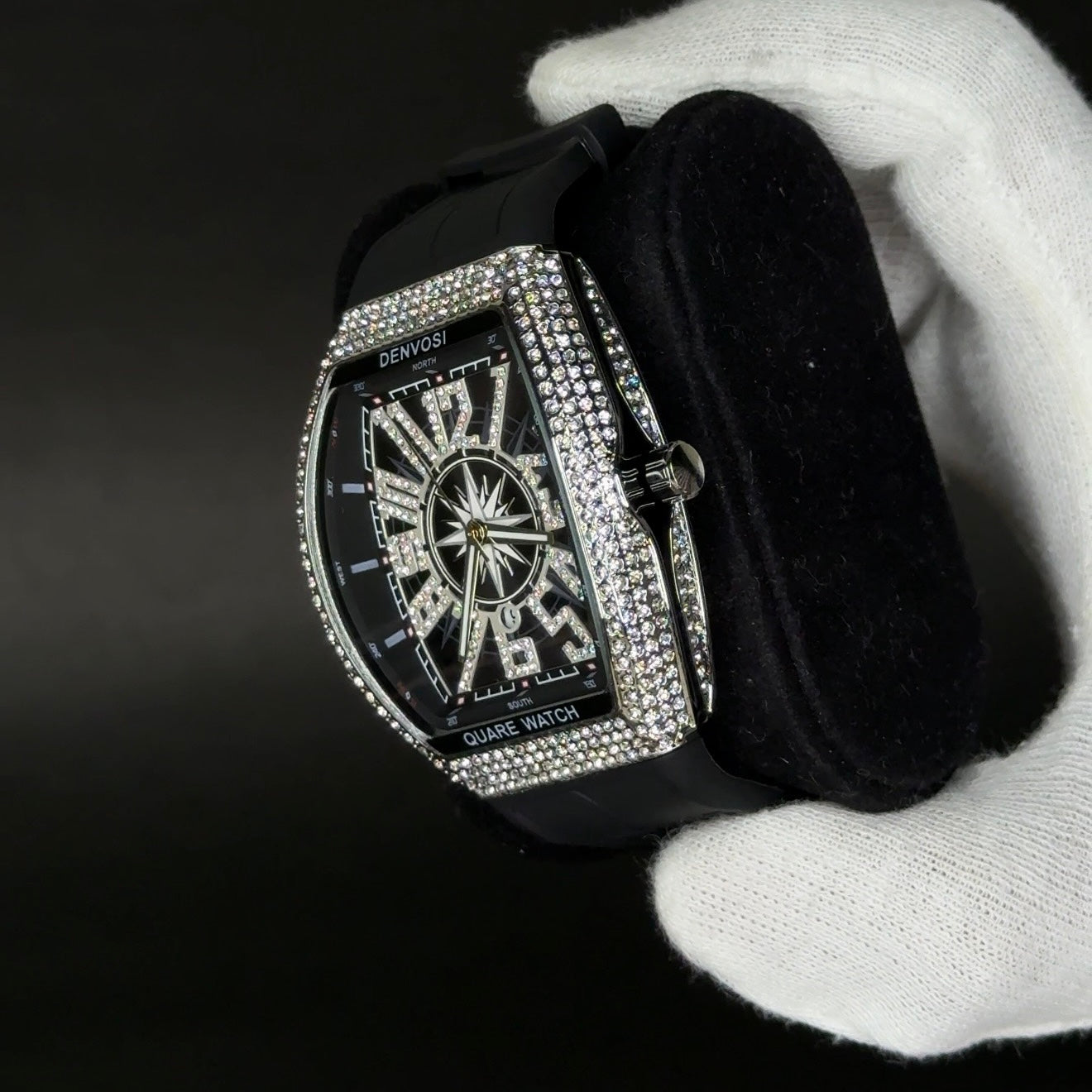 Skull Diamond Royal Edition Timepiece