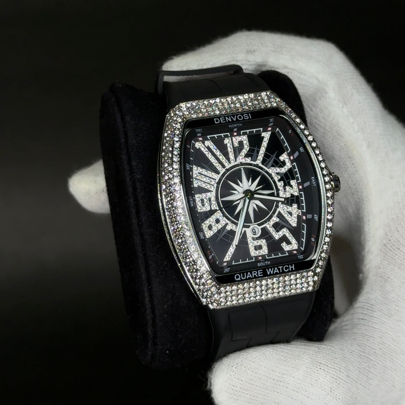 Skull Diamond Royal Edition Timepiece