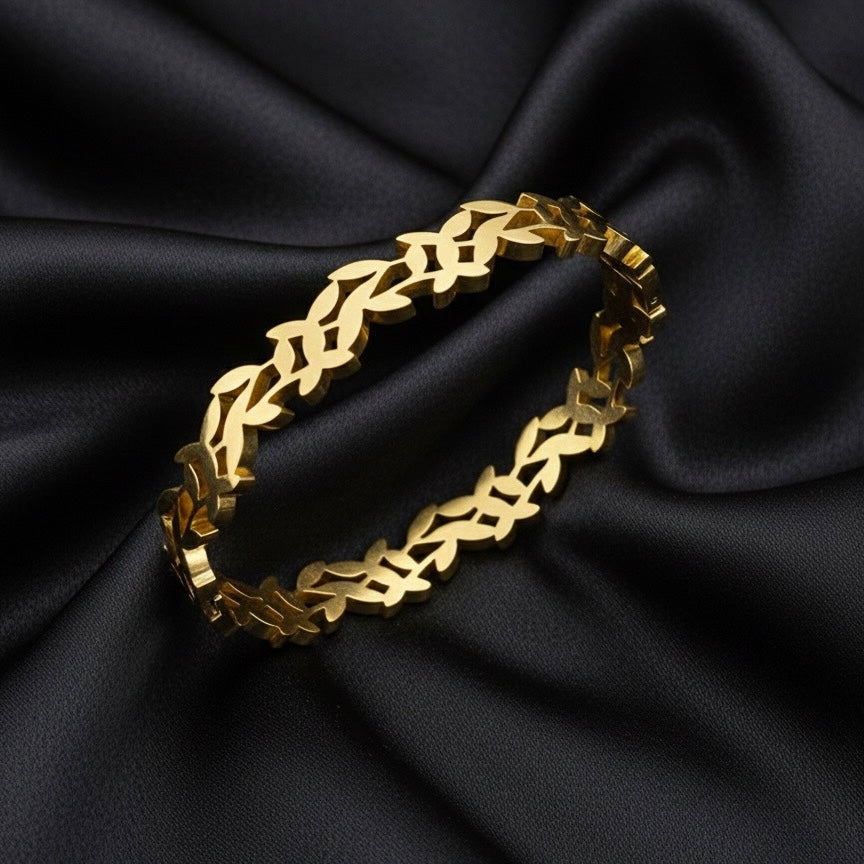 Leaf Handcuff - Stainless Steel